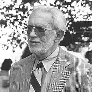 Picture of Irving Sloane