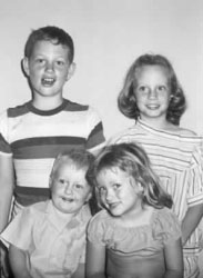 Bob Lundberg and his siblings